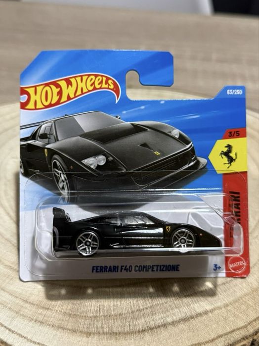 Miniatura Hot Wheels Ferrari F40 Competizione