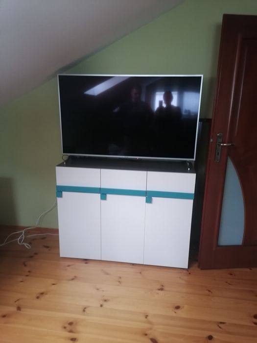 Zestaw mebli do pokoju dziecięcego