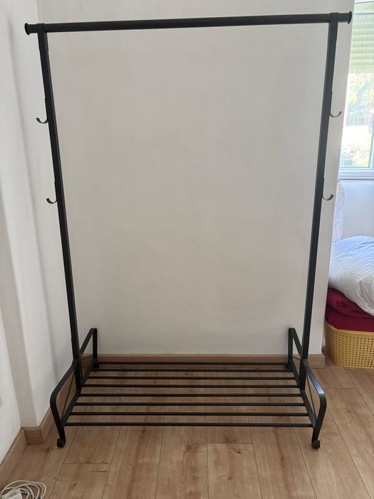 Suporte para cabides ikea