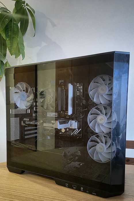 PC Gaming TOPO Ryzen 5/ RTX 5060/ 16GB/ NOVO