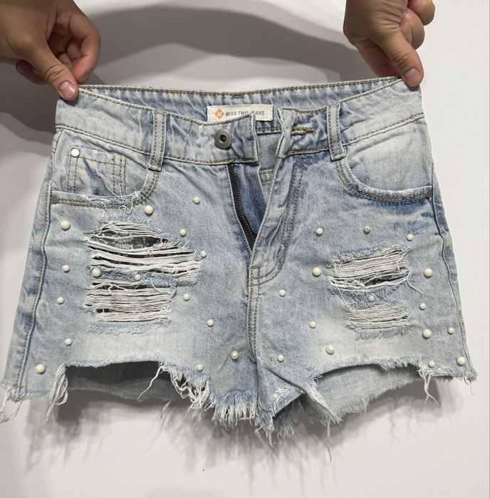 Джинсові шорти жіночі