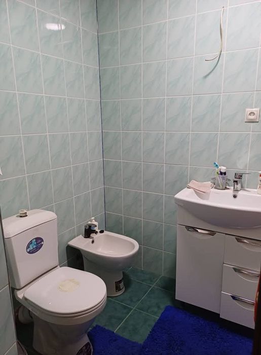 М. Новоселиця. Продається 3-кімнатна квартира