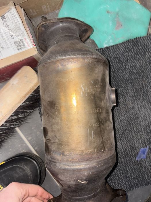 Katalizator audi a4b9 2.0tfsi