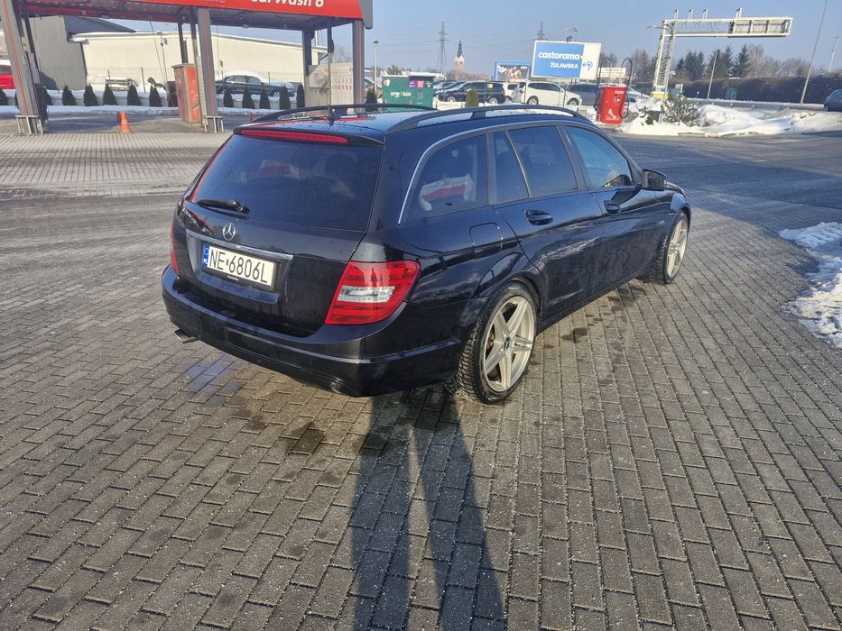 Sprzedam ewentualnie zamienie Mercedesa W 204