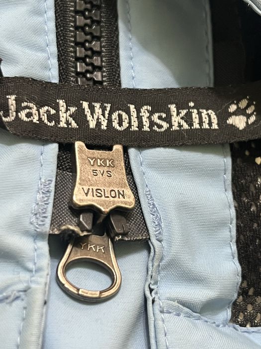 Jack Wolfskin жіноча мембранна вітрівка, розмір М