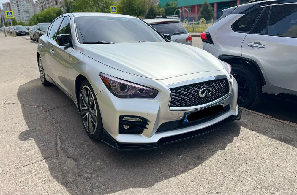 Infiniti Q50 Sport