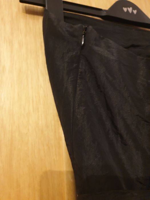 Mała czarna Sukienka rozkloszowana na bal, imprezę 38