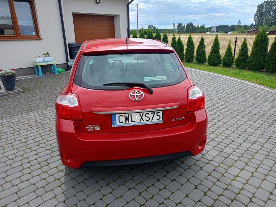 Sprzedam toyotę Auris 1.4 D4D
