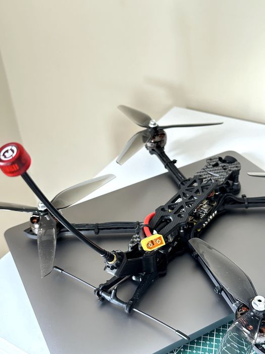 FPV дрон далекобійний 7 дюймів VTX 2,5W 5.8GHz ELRS 915MHZ/2.4GHZ