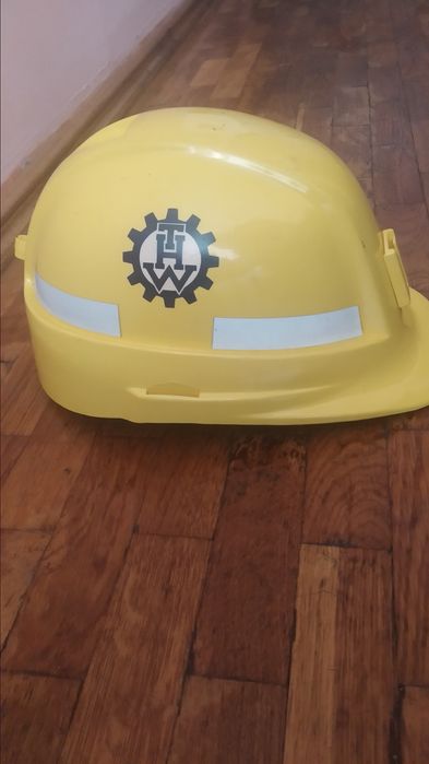 Рятувально-будіельна каска. Casco pf 1000