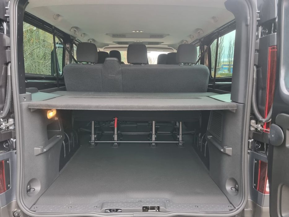 Wynajem wypożyczenie busa 9 osobowego