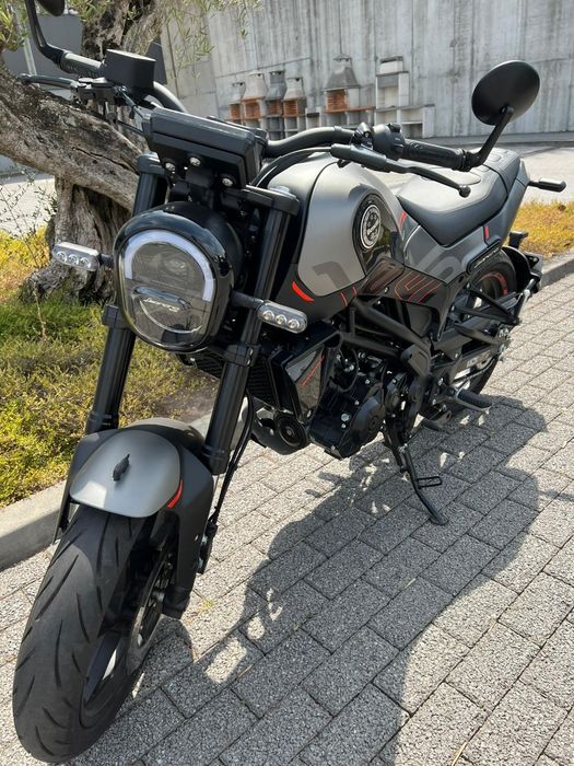 Moto Benelli 125