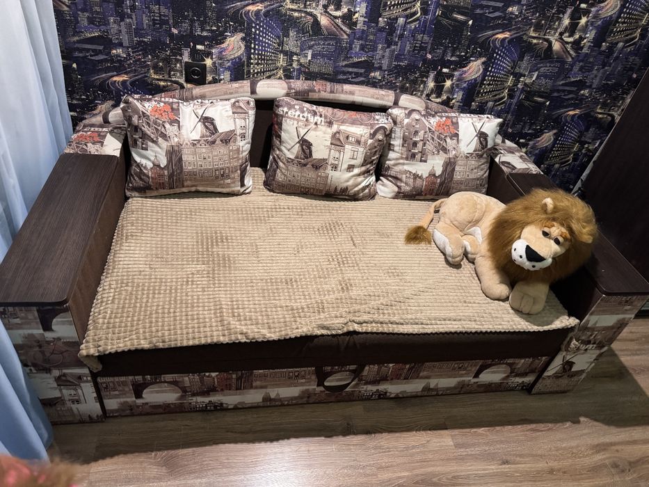 Большой Двухспальный Диван