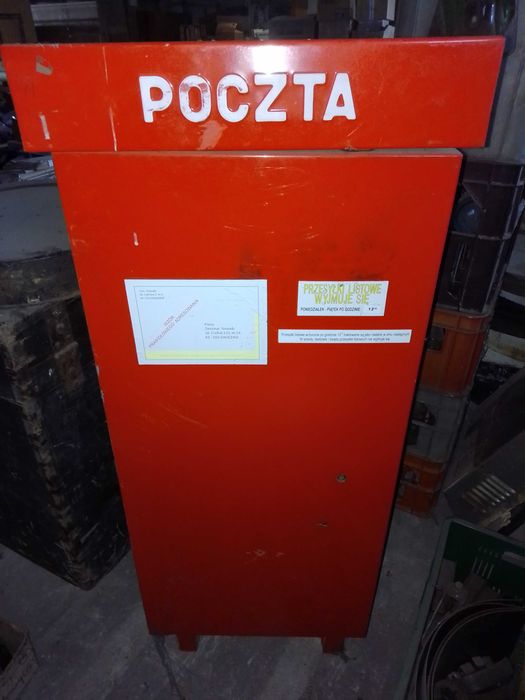 Skrzynka pocztowa na listy Poczta Polska.