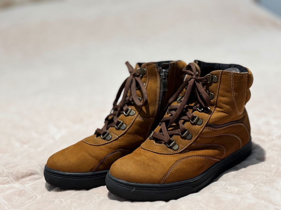 Жіноче взуття 39 розмір