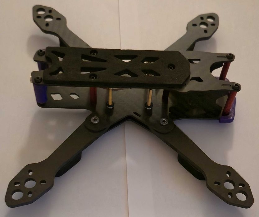 Rama FPV Gad Martian IV 220 mm 4mm karbon + TPU - Stan bardzo dobry