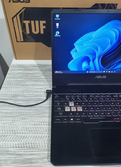 Asus TUF Gaming 144HZ!! AMD®Ryzen™7/GeForce®GTX™/RGB/1,5TBNvme/Komplet