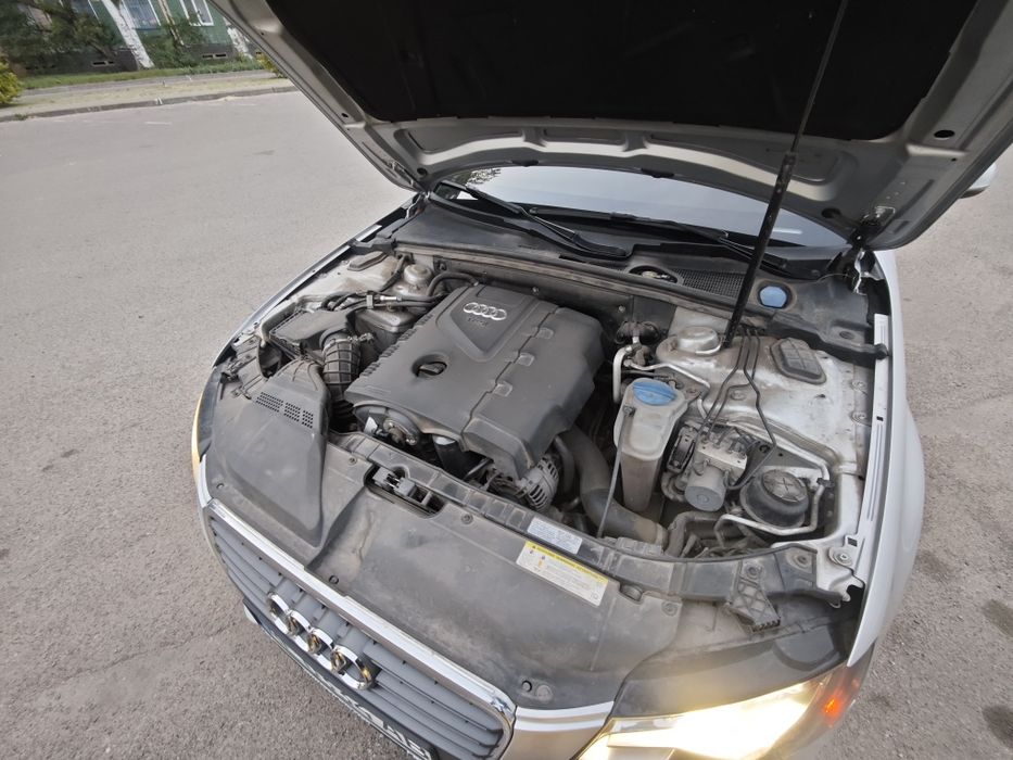 Продам Audi A4 b8