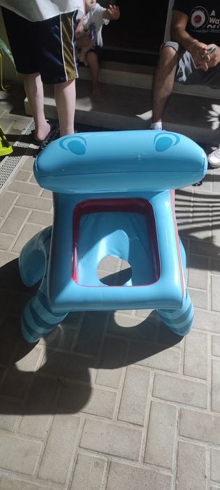 Crocodilo insuflável