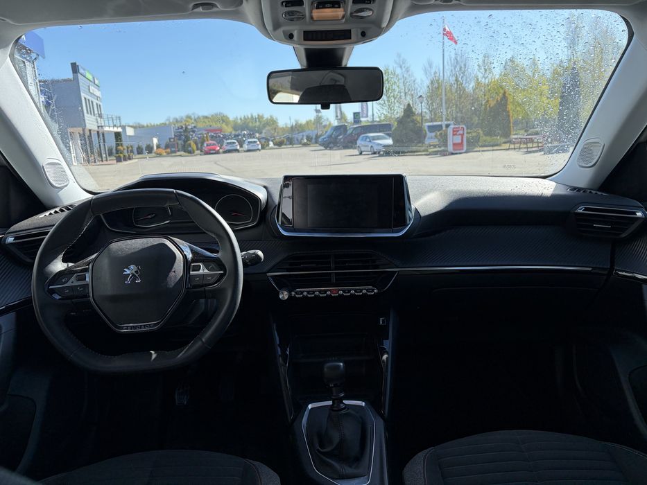 Peugeot 2008 1.2 Benzyna