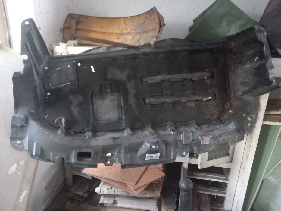 Osłona silnika Toyota Yaris I