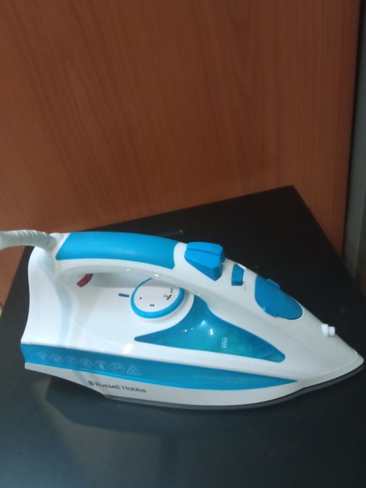 Утюг Russell Hobbs Supreme Steam Pro