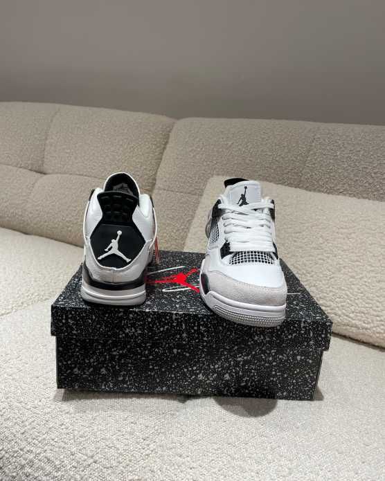 Air Jordan 4 Retro Military Black R.41