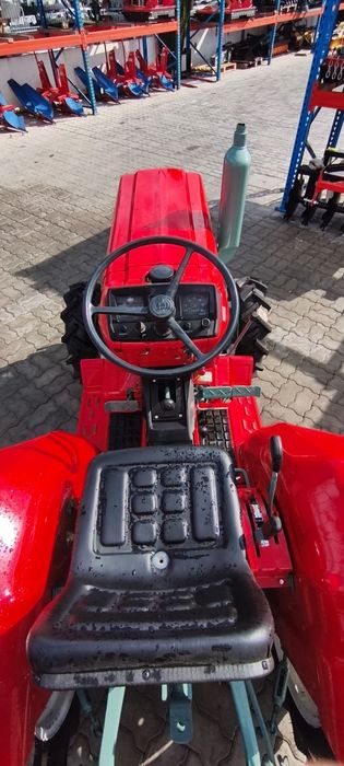 Yanmar Ym2002D 4x4  3cilidros ( promoção ) oferta 1 alfaia