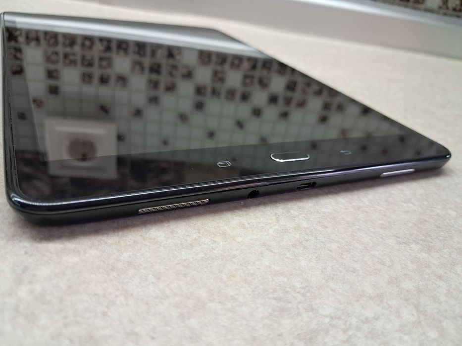 Ідеальний планшет Samsung 10”! Оригінал з комплектом!