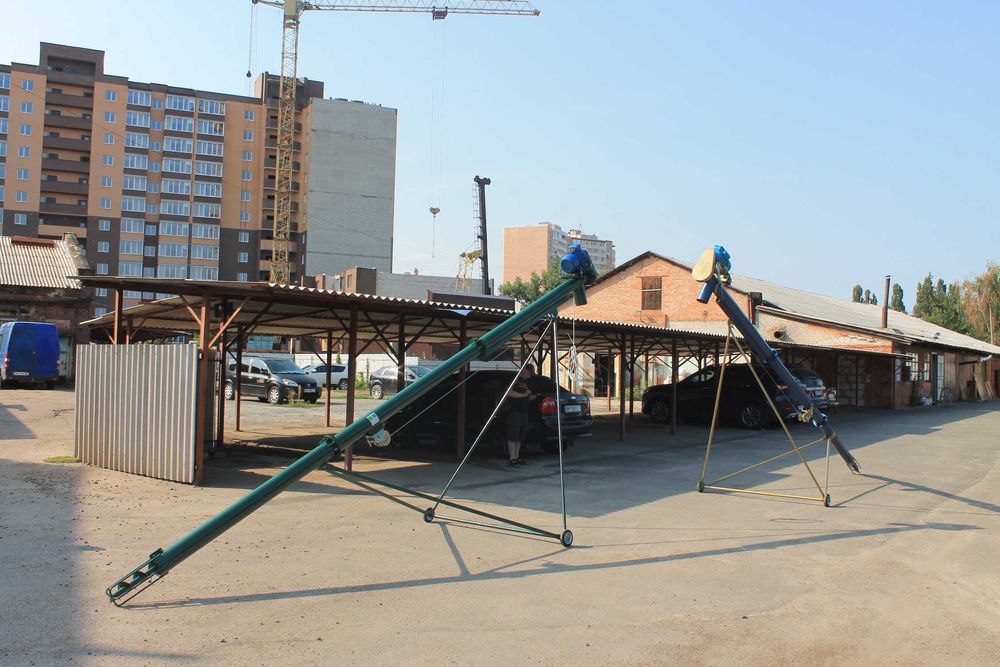 Шнековий навантажувач (погрузчик, загрузчик, конвейєр)  в трубі, гнучк