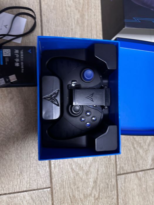 Геймпад bluetooth Flydigi X8 Pro для смартфона Android IOS синій