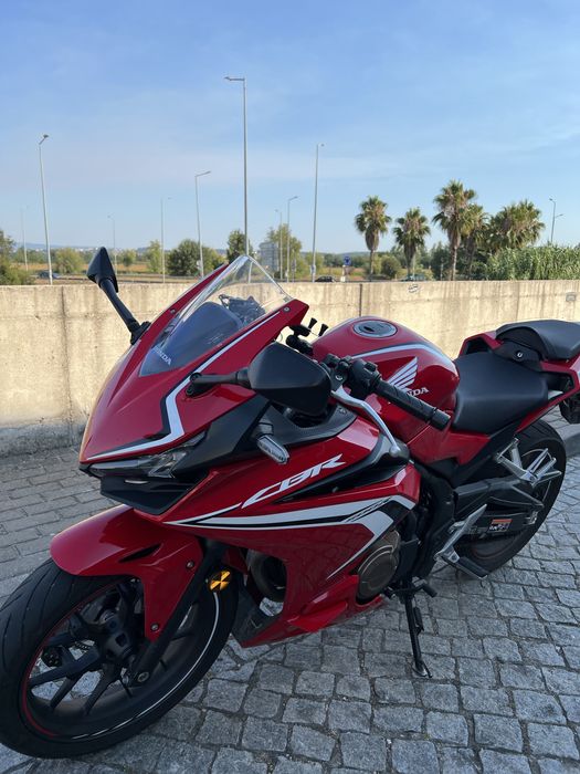 Honda CBR500R 2019