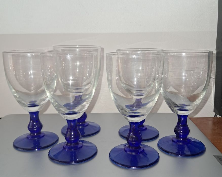 Conjunto de copos pé azul