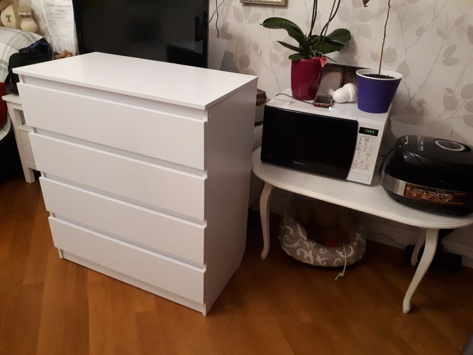 Продам комод белый