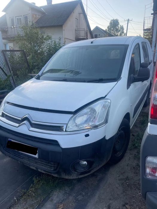 Разборка Citroen Berlingo запчасти розборка шрот двери капот мотор