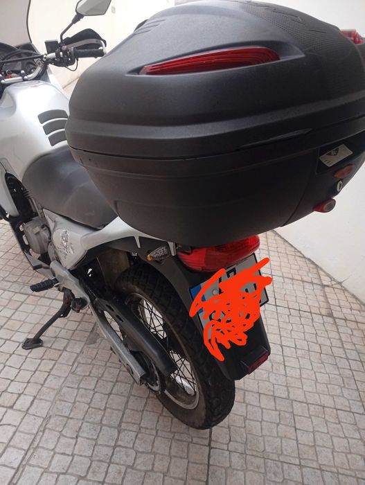 Honda Transalp 650 em muito bom estado