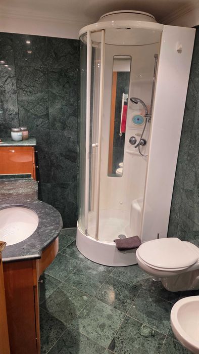 T3 6º andar, Nascente-Poente, muita luz e vista desafogada - Alvalade