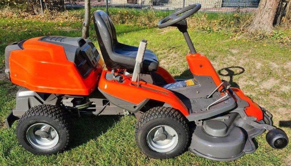 Traktorek odśnieżarka kosiarka Husqvarna RIDER R 216 C Lemiesz Pług