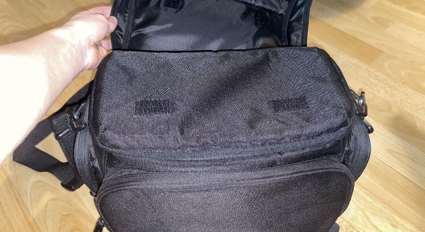 Сумка Amazon Basics для техніки (фотоапарата)