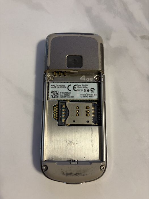 Nokia 8800 carbon 4gb