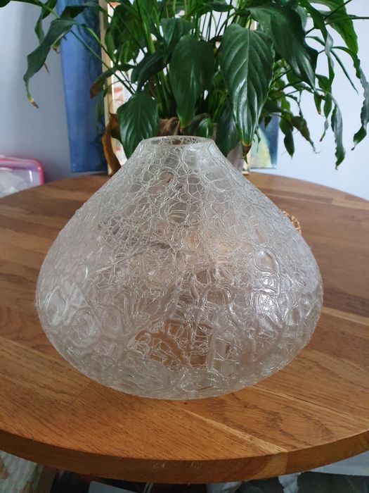 Zabytkowy klosz do lampy