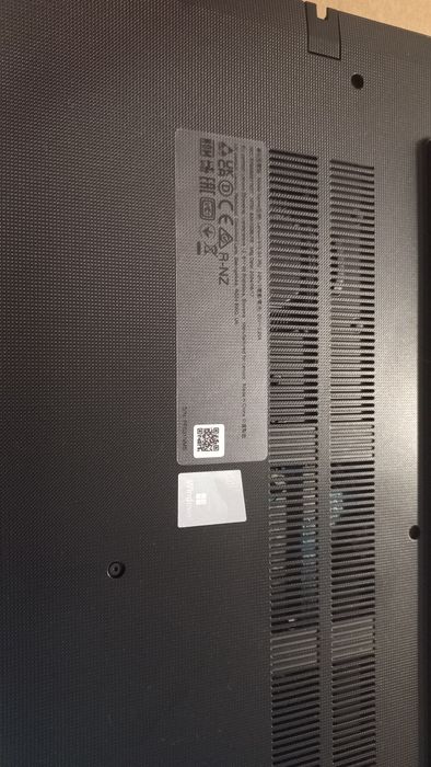 Laptop lenovo V15G4 IRU