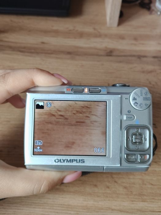 Фотоапарат Olympus FE-310 8 MP | 5x Optical Zoom | Повністю робочий
