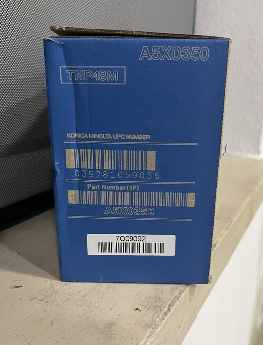 Ofeta de toner na compra do conjunto para impressora konica Minolta