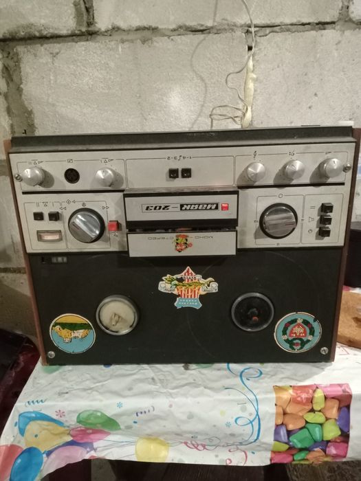 Продам магнітофон маяк 203