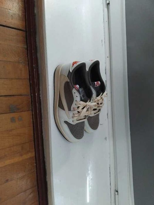 buty nike x travis scott reverse mocha