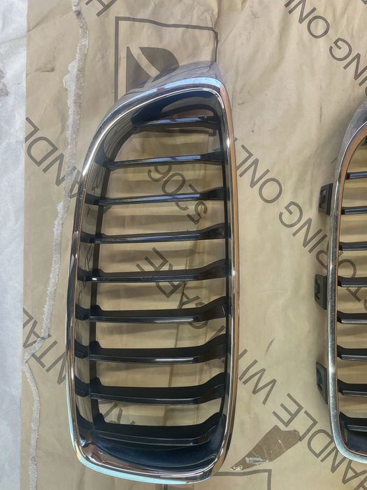 Решітка радіатора ноздря BMW F32,33,36