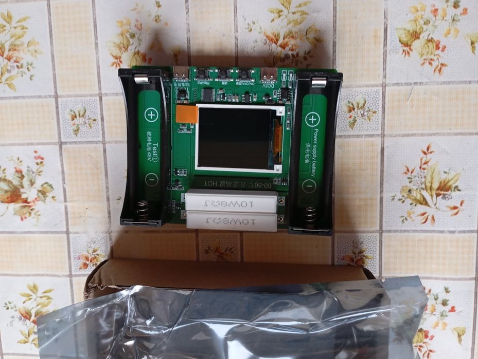 Tester akumulatorów litowo-jonowych