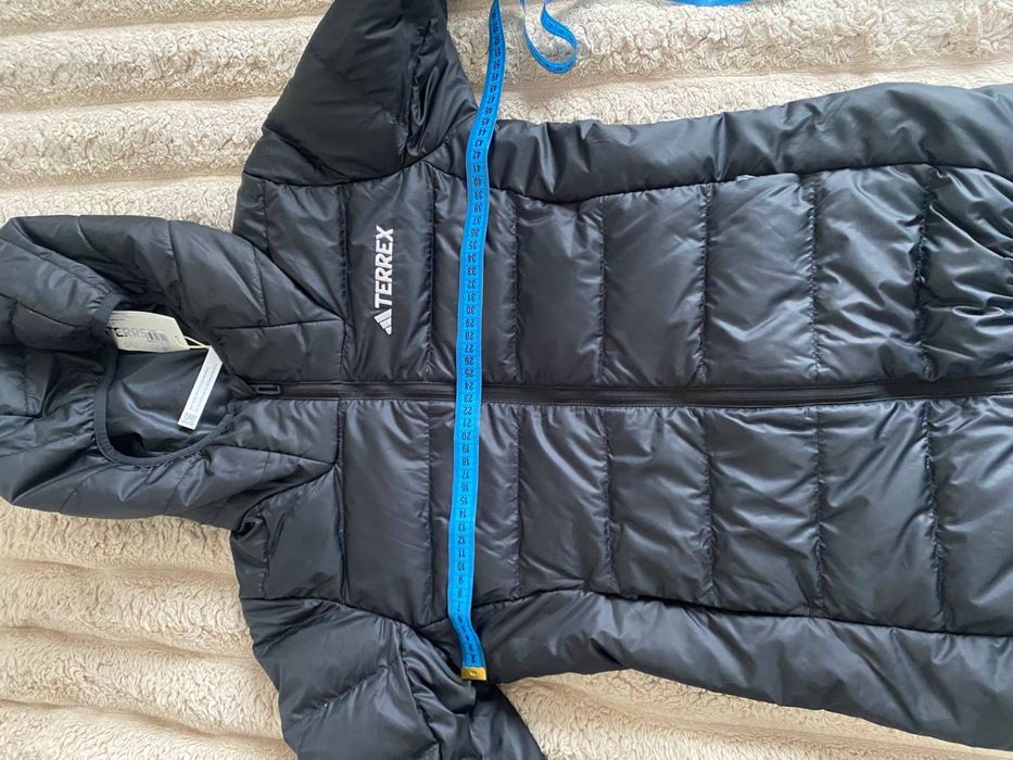 Черная куртка новая Adidas Terrex