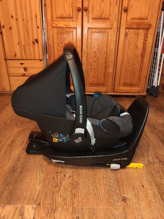Fotelik samochodowy 0-13 kg z bazą isofix